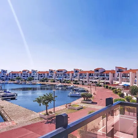 Palmyra-10 By Interhome