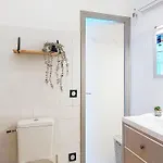 Palmyra-10 By Interhome *